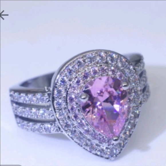 Pink Clear CZ Pear Drop Statement Ring Size 6 NWT - Picture 3 of 6